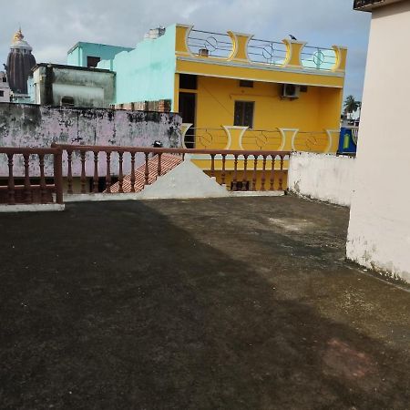 Divine View - Ac Room For 2 Pax - Swarna Bhavan Puri Exterior photo